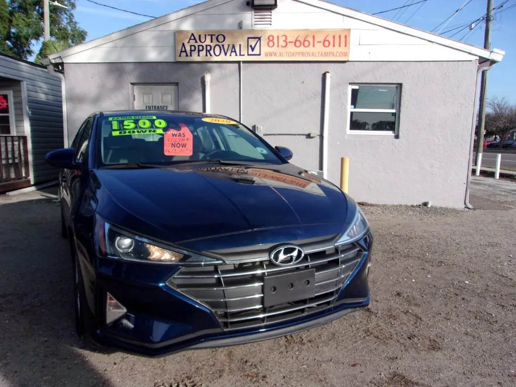 2020 Hyundai Elantra SEL's photo