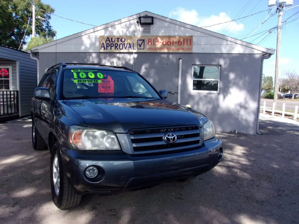 2005 Toyota Highlander Base's photo